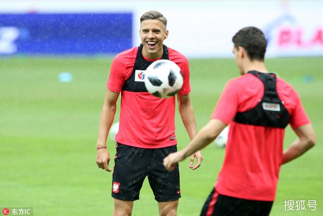 功俱乐部在 功俱乐部在